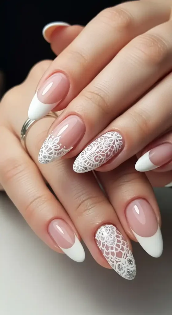 winter-lace-french-tips