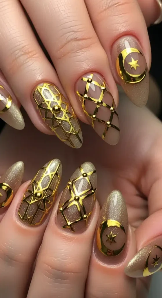 geometric-gold-nail-art